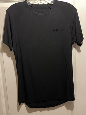 Young la 422 fitted delt tee